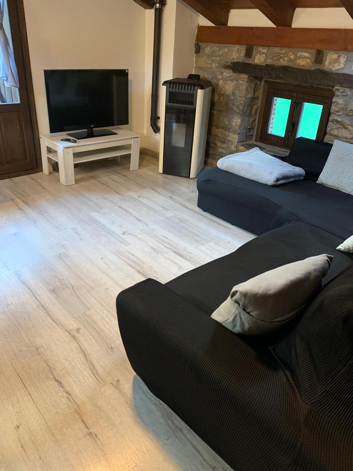 Argonz Etxea Hotell Urzainqui Exteriör bild