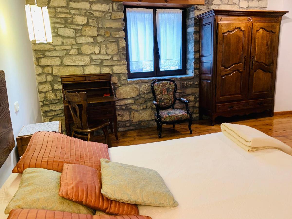 Argonz Etxea Hotell Urzainqui Exteriör bild