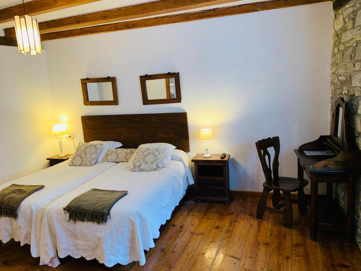 Argonz Etxea Hotell Urzainqui Exteriör bild